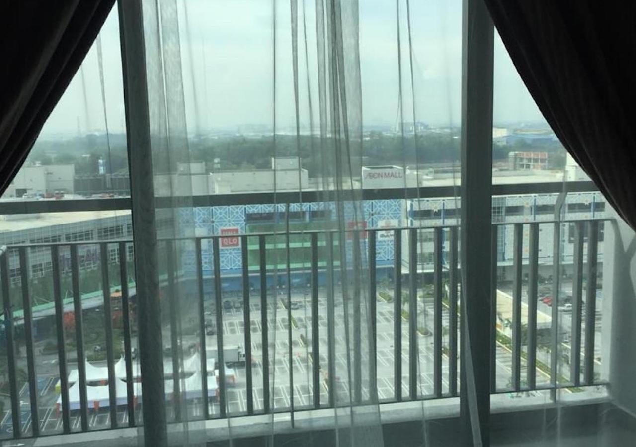 Emira Residence Sek 13 Shah Alam Wi-Fi Netflix Экстерьер фото