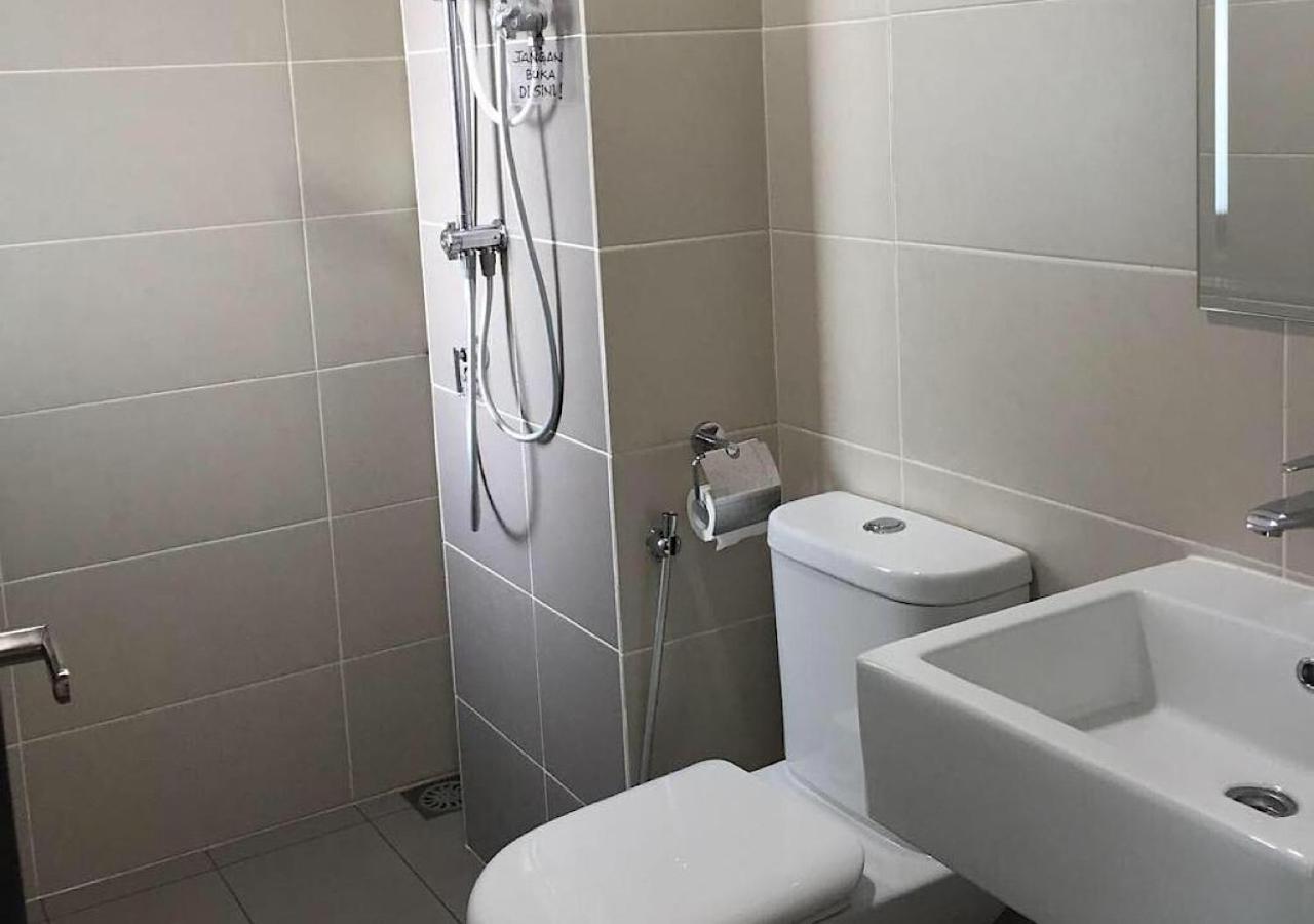 Emira Residence Sek 13 Shah Alam Wi-Fi Netflix Экстерьер фото